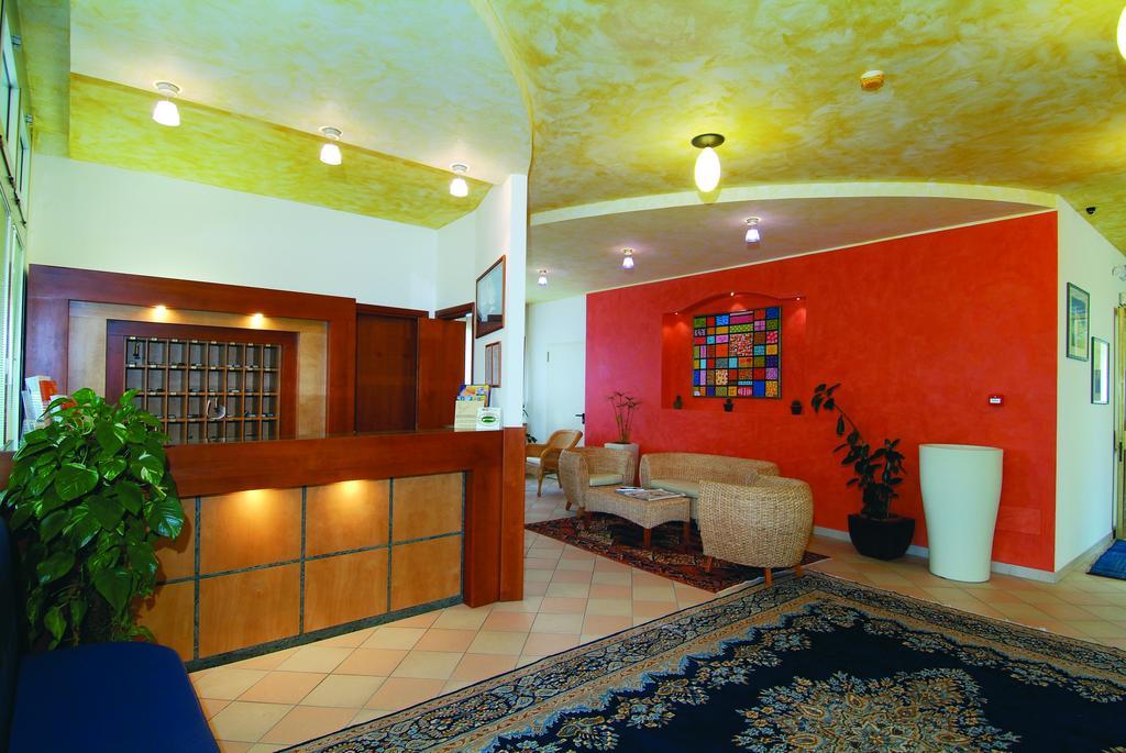 Hotel Garni Losanna بيبيوني المظهر الخارجي الصورة