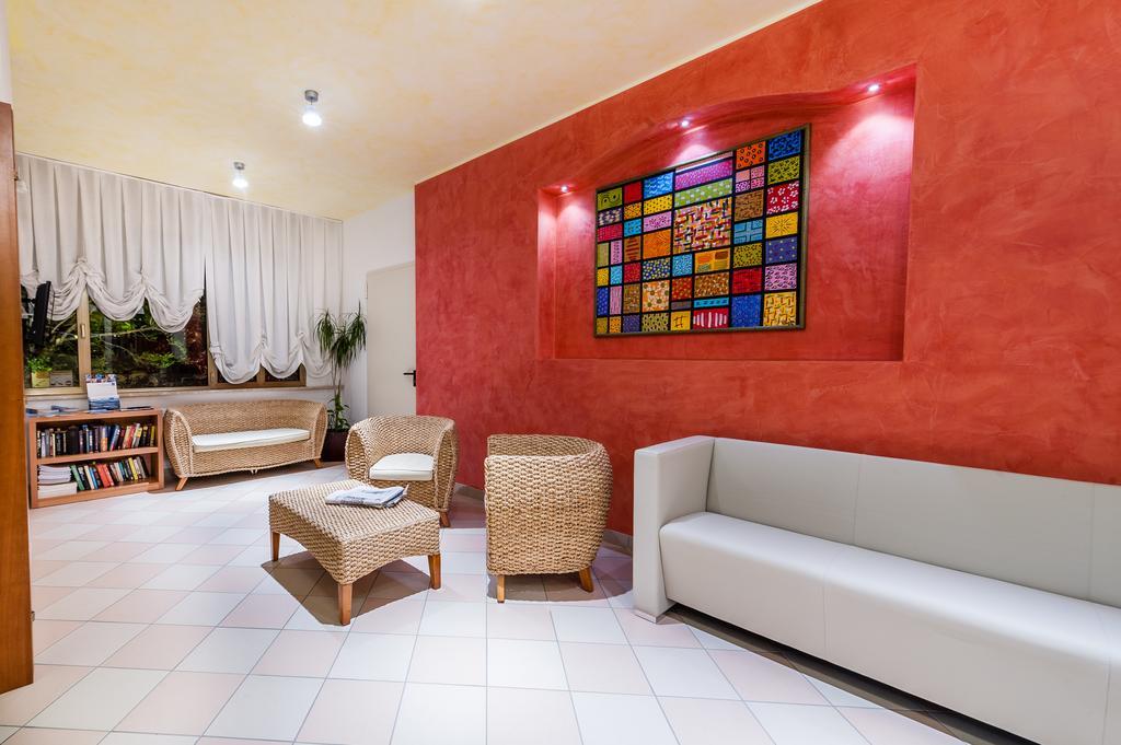 Hotel Garni Losanna بيبيوني المظهر الخارجي الصورة