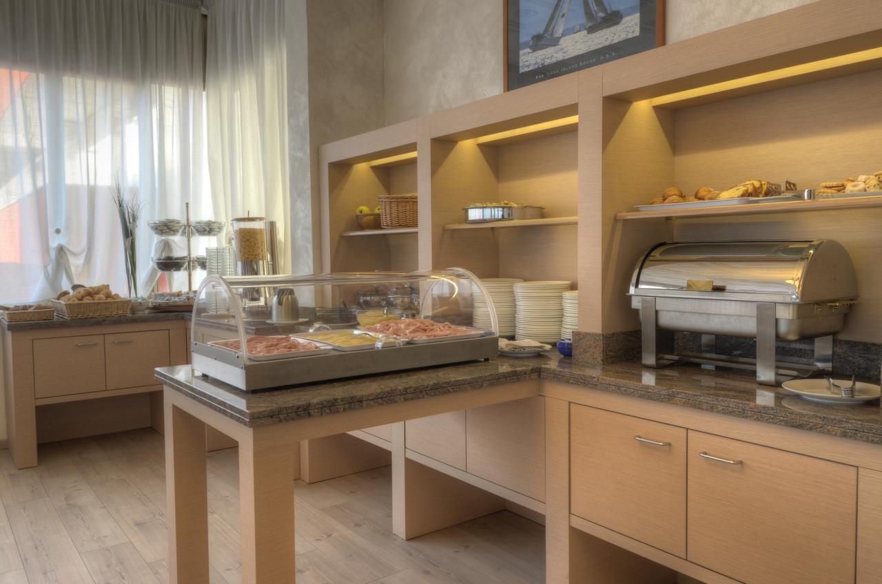 Hotel Garni Losanna بيبيوني المظهر الخارجي الصورة